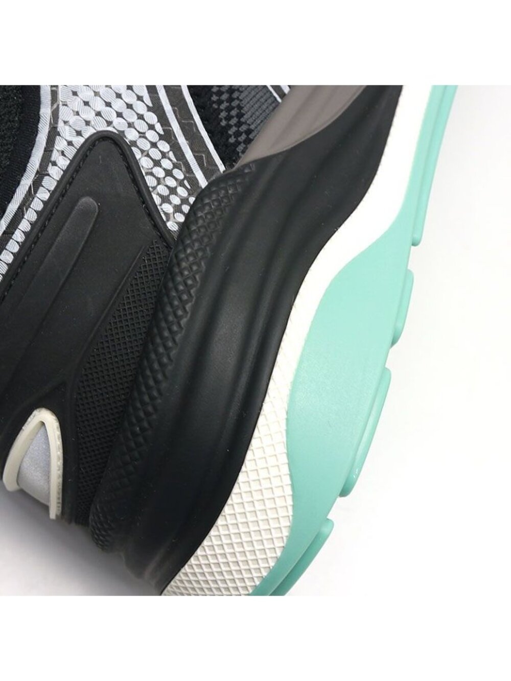 Gucci Ultrapace R Low Cut Sneakers 36 Black - Picture 9 of 9